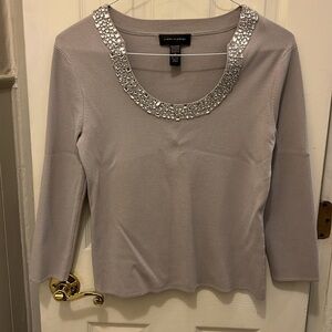 Cable & Gauge Gray Embellished 3/4 Sleeve Blouse
